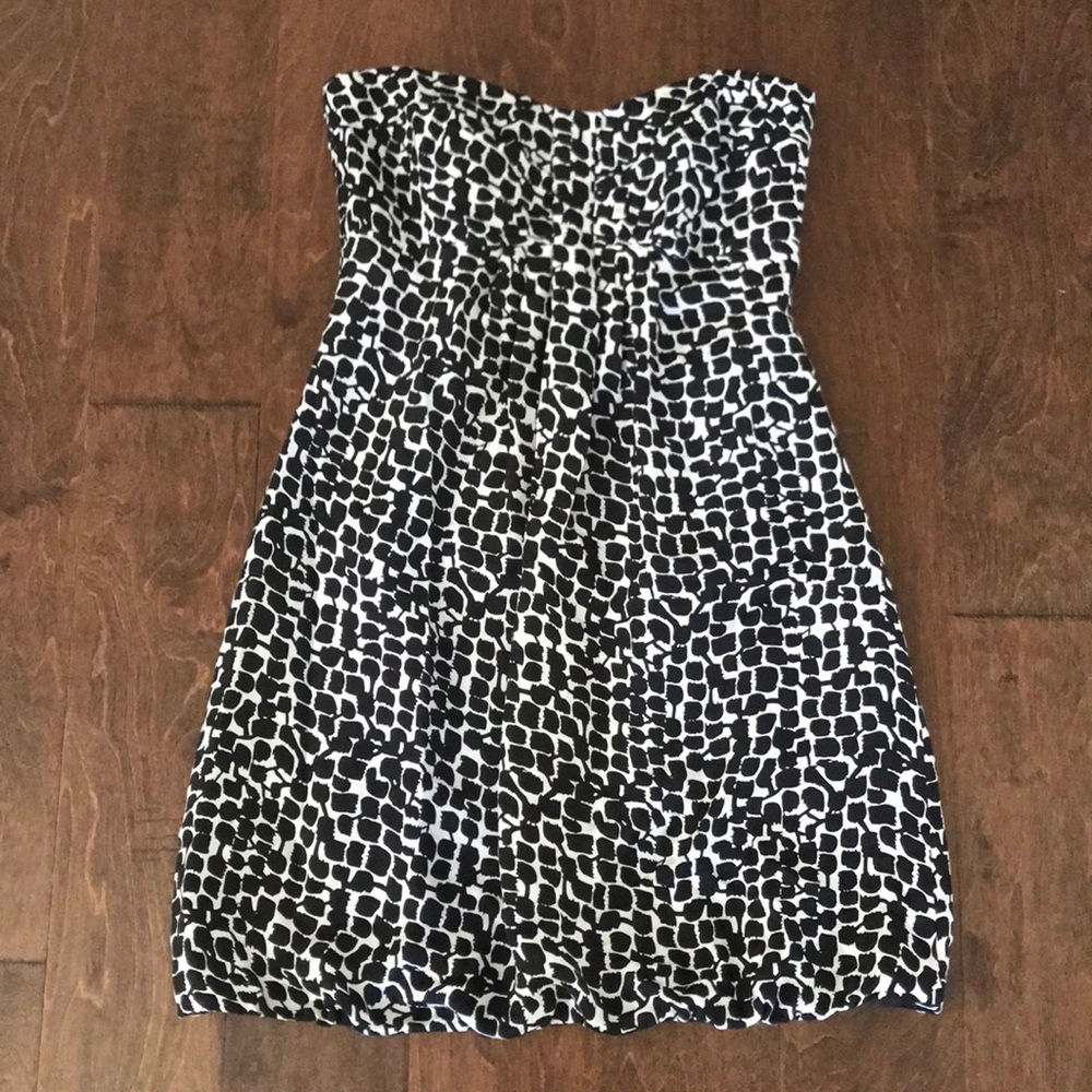 White House Black Market Print Strapless Dress
